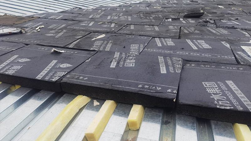 在卫生间二次防水施工中，选择合适的防水材料至关重要。以下是一些常见的防水材料：